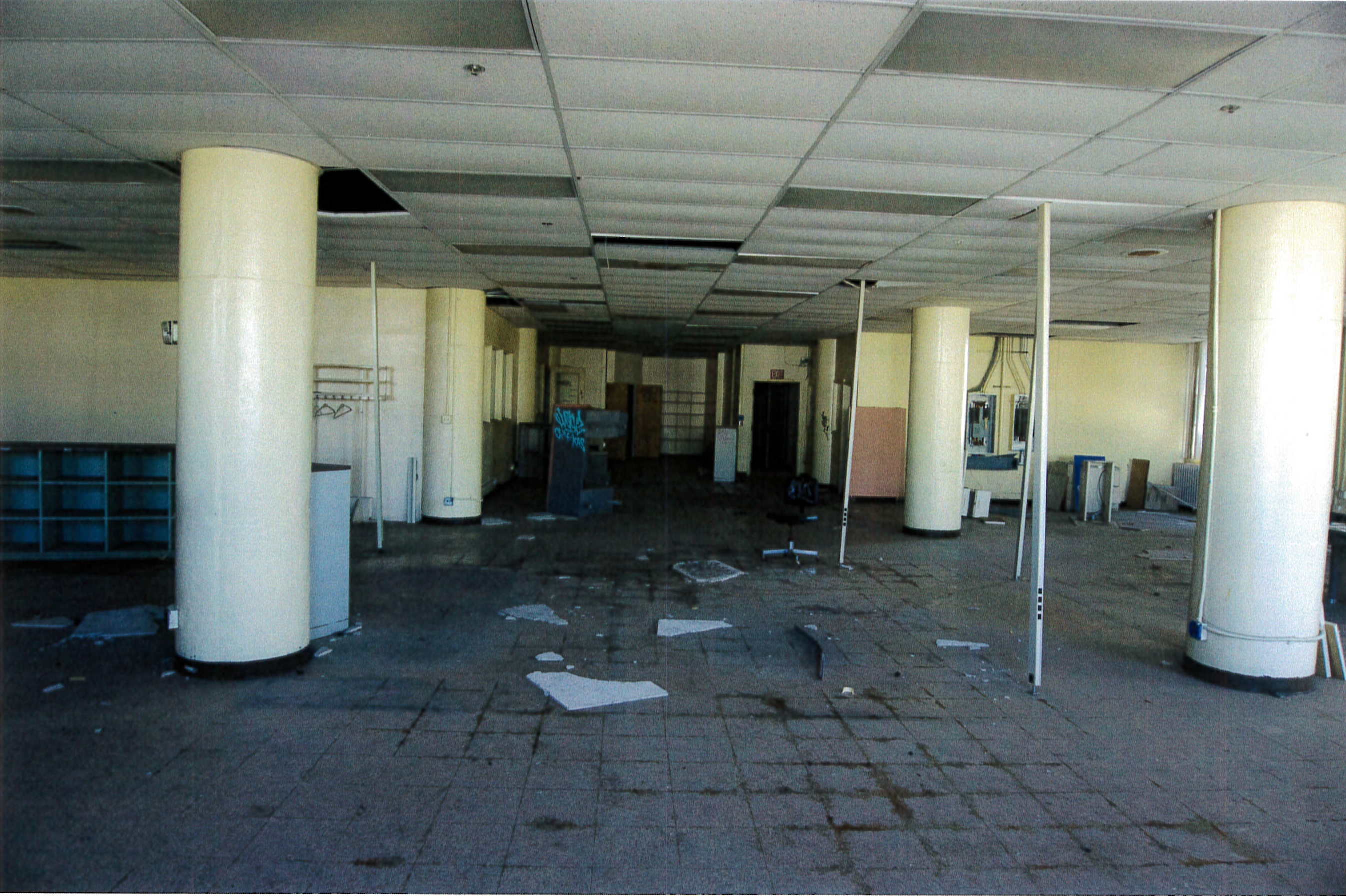 First floor, showing columns